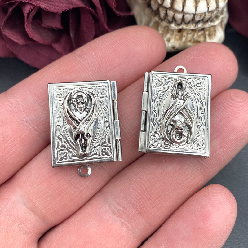2psc Dainty Bat Book Locket Ch - Jewelry Making Guide Book 리뷰 및 가격