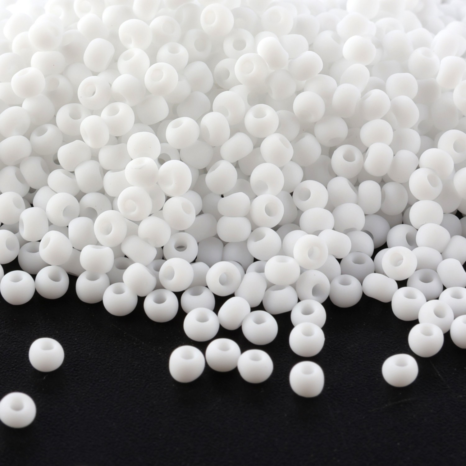 Domestic matte black and white - Seed Bead Tube 리뷰 및 가격